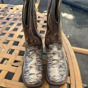 Old West Tan and Cream Boots